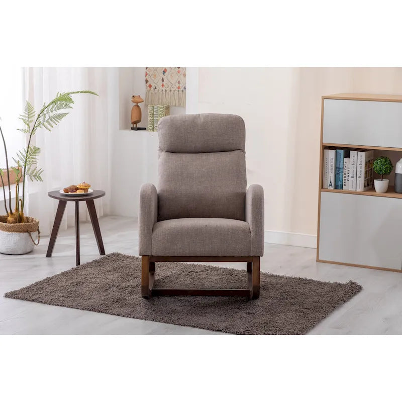Fauteuil à bascule rembourré avec pieds en bois et poches latérales