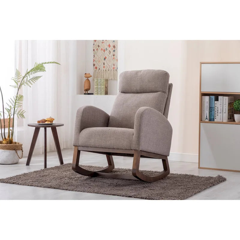 Fauteuil à bascule rembourré avec pieds en bois et poches latérales