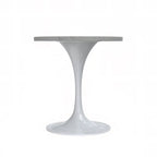 Table à manger ronde avec plateau en résine et piètement colonne en acier blanc